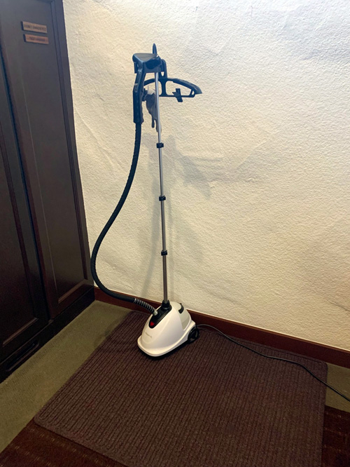 BNGC clothes steamer