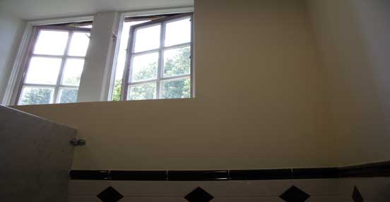 Aronimink-water-closet04