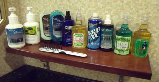 BeaconHillamenityshelf03