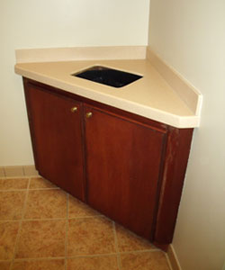 CGC-corner-cabinet04